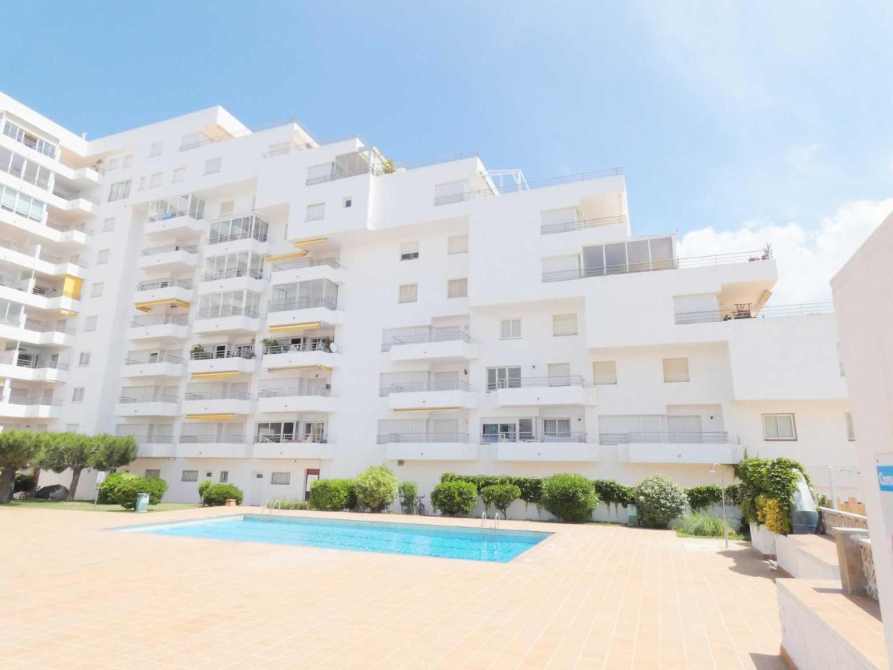 Mare Nostrum 131 Росас Экстерьер фото