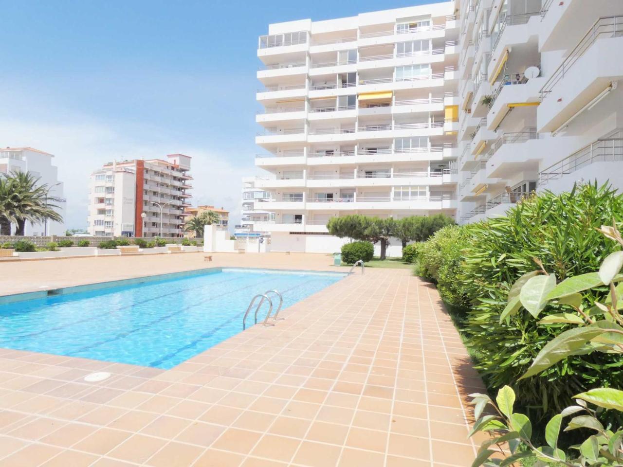 Mare Nostrum 131 Росас Экстерьер фото